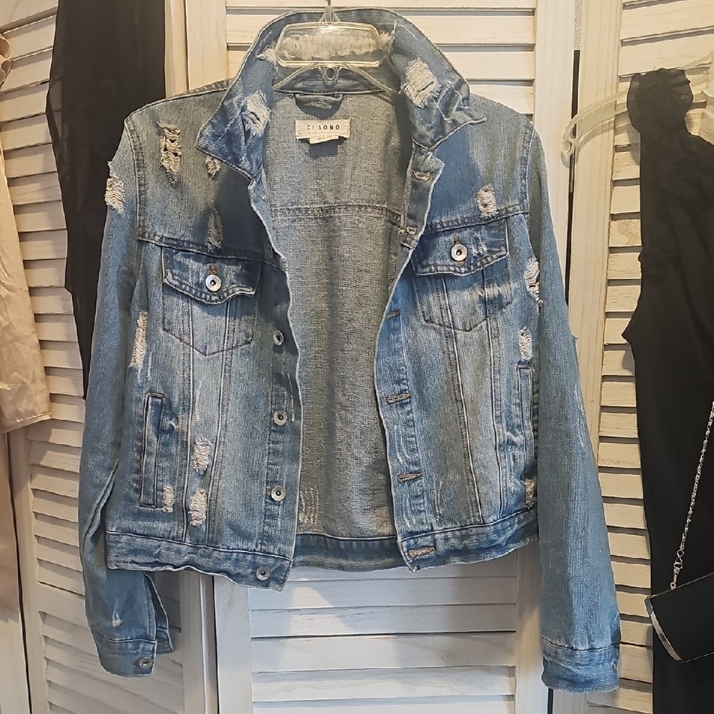 Ci Sono Distressed Denim Jacket With Hand Pockets